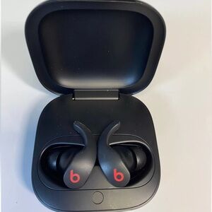 beats fit pro headphones